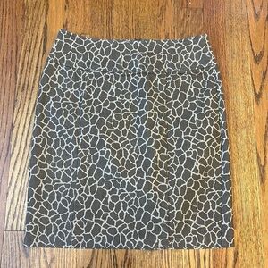 Brown patterned pencil skirt